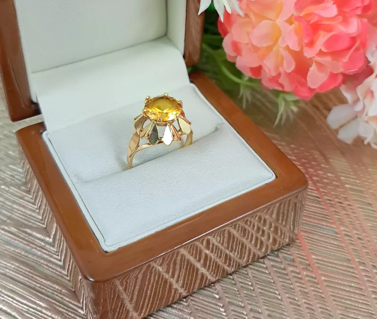 niezwykly-zloty-pierscionek-585-404g-rodzaj-2205-16