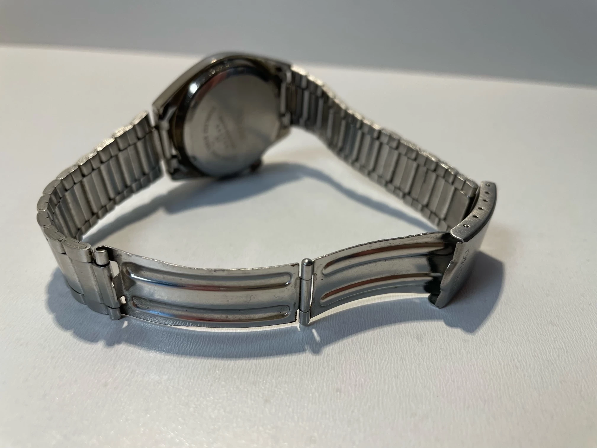 zegarek-seiko-5-automatic-25-jewels-ksztalt-koperty-okragla