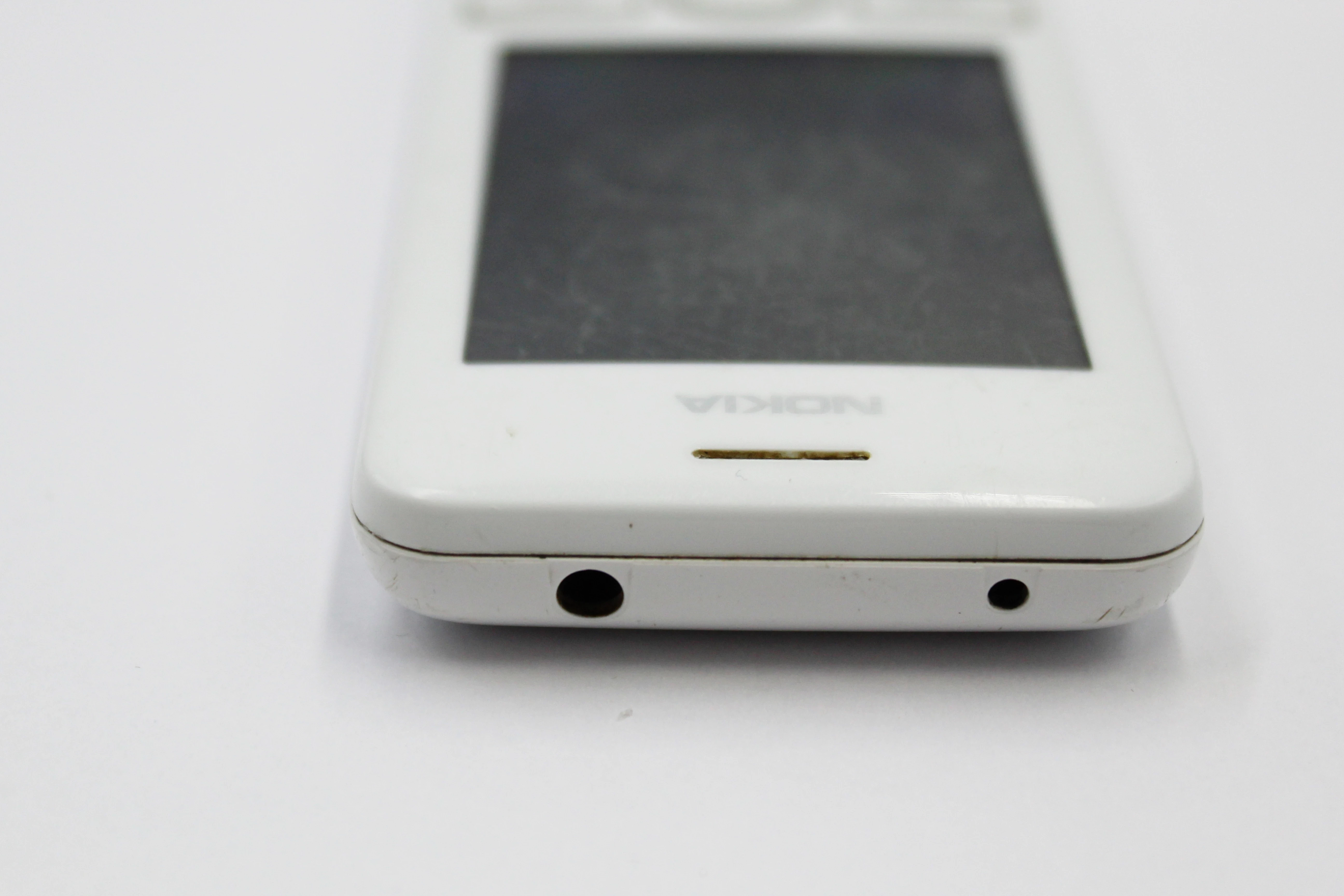 telefon-nokia-2061-ladowarka-ean-gtin-12346487896433