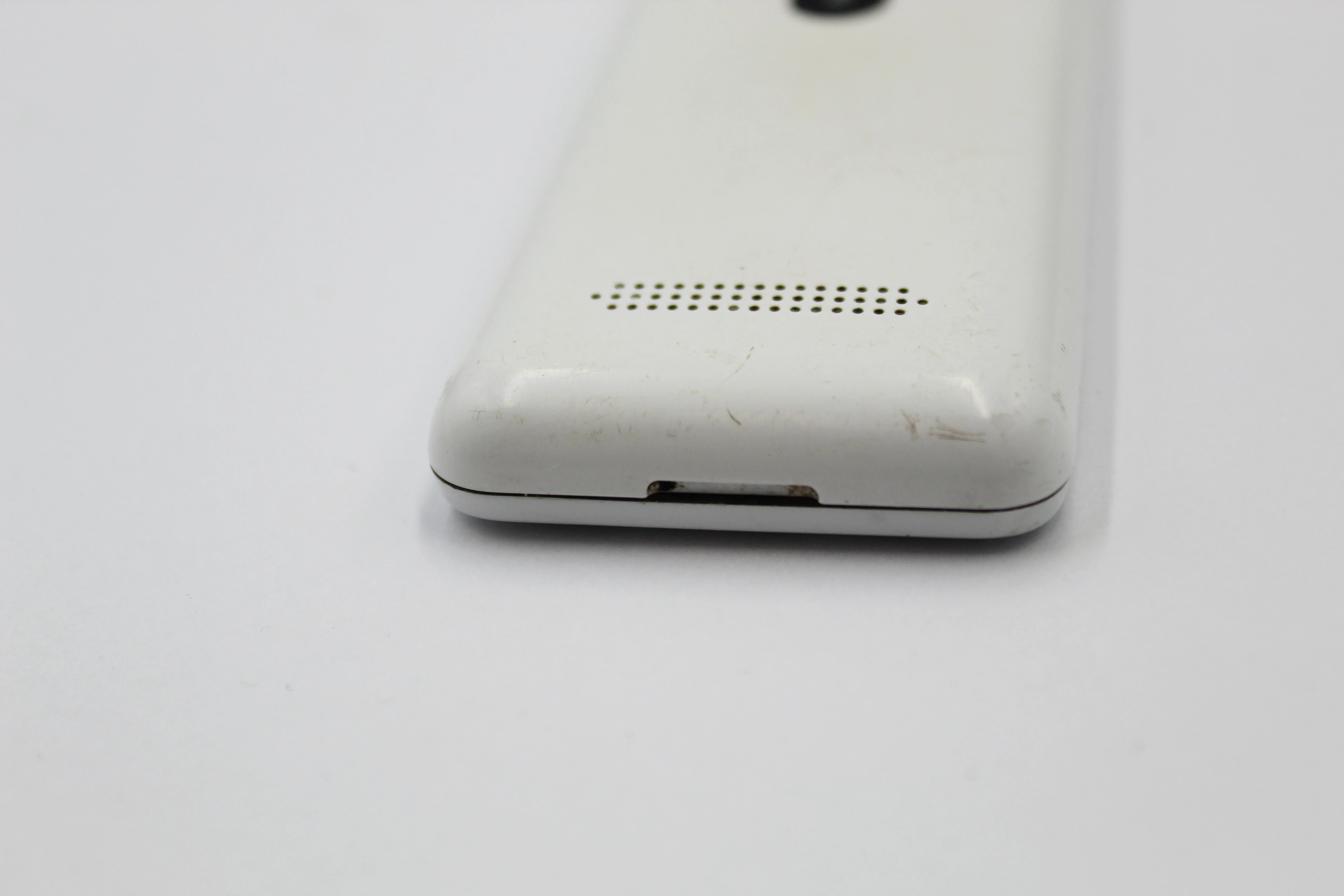 telefon-nokia-2061-ladowarka-przekatna-ekranu-25