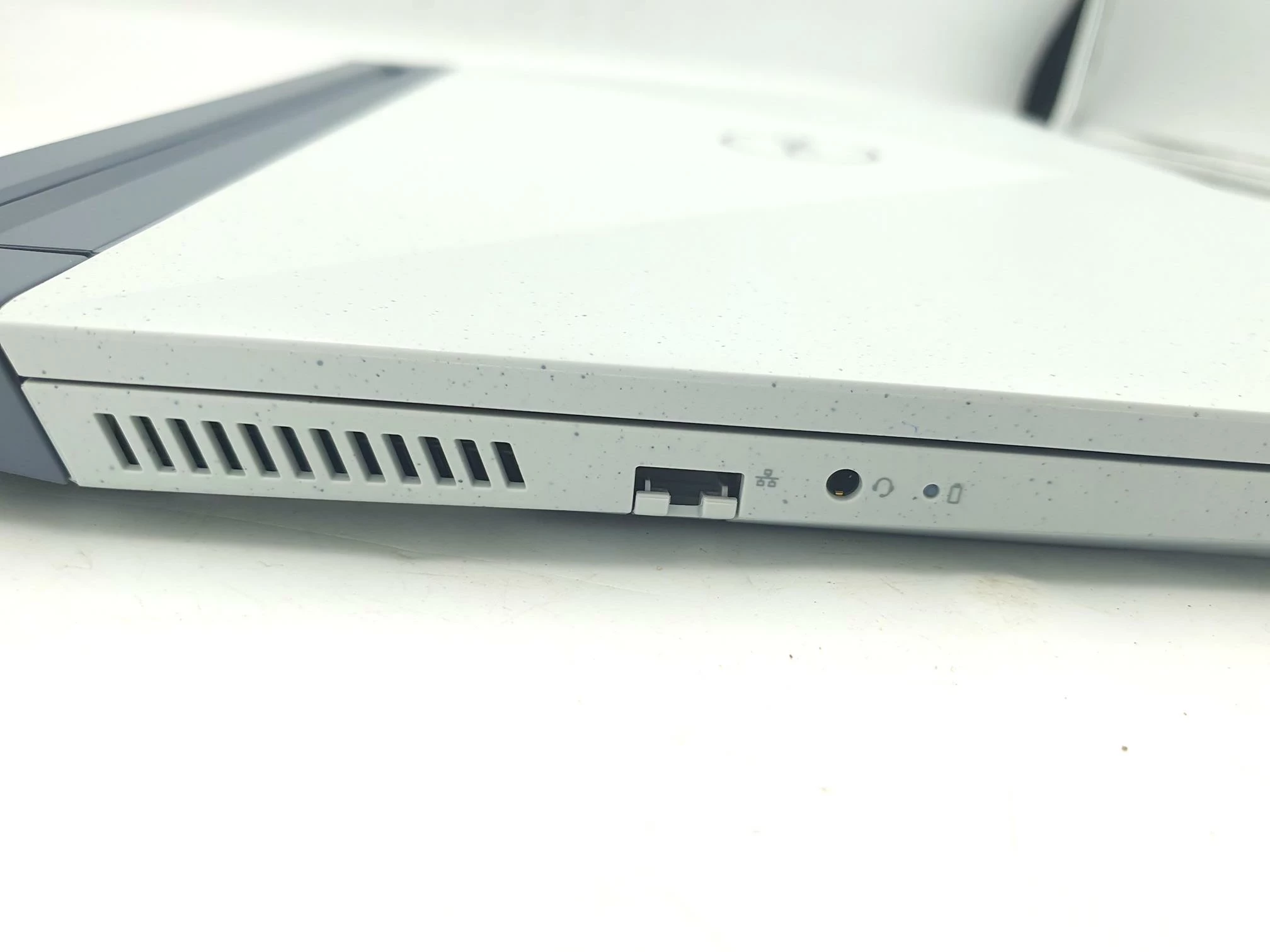 laptop-dell-g15-ryzen-edition-liczba-rdzeni-procesora-6