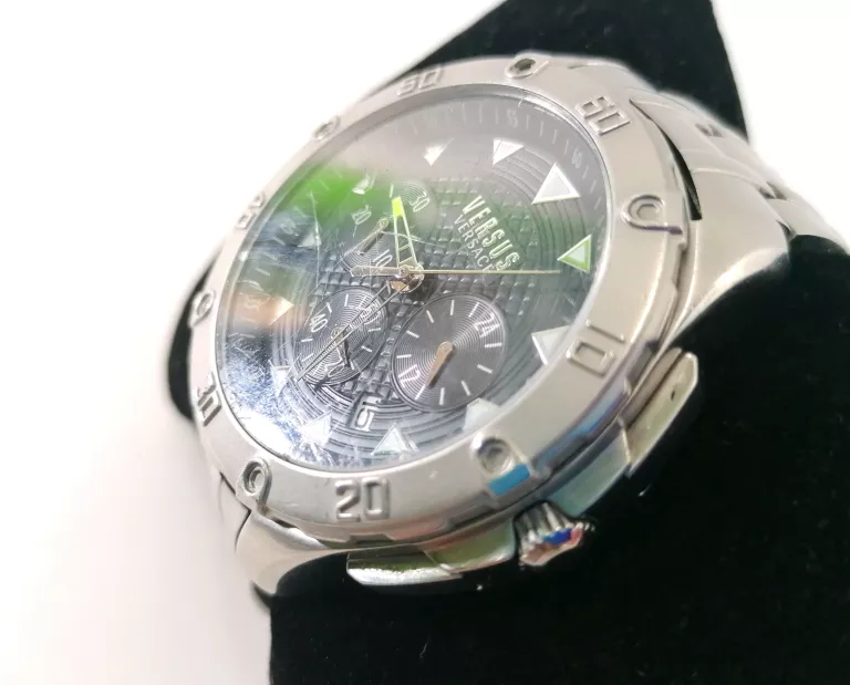 ZEGAREK VERSUS VERSACE VSP060618  RYSY NA SZKLE