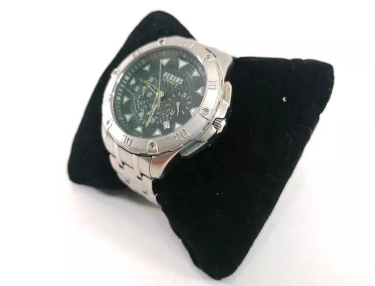 zegarek-versus-versace-vsp060618-rysy-na-szkle-stan-uzywany