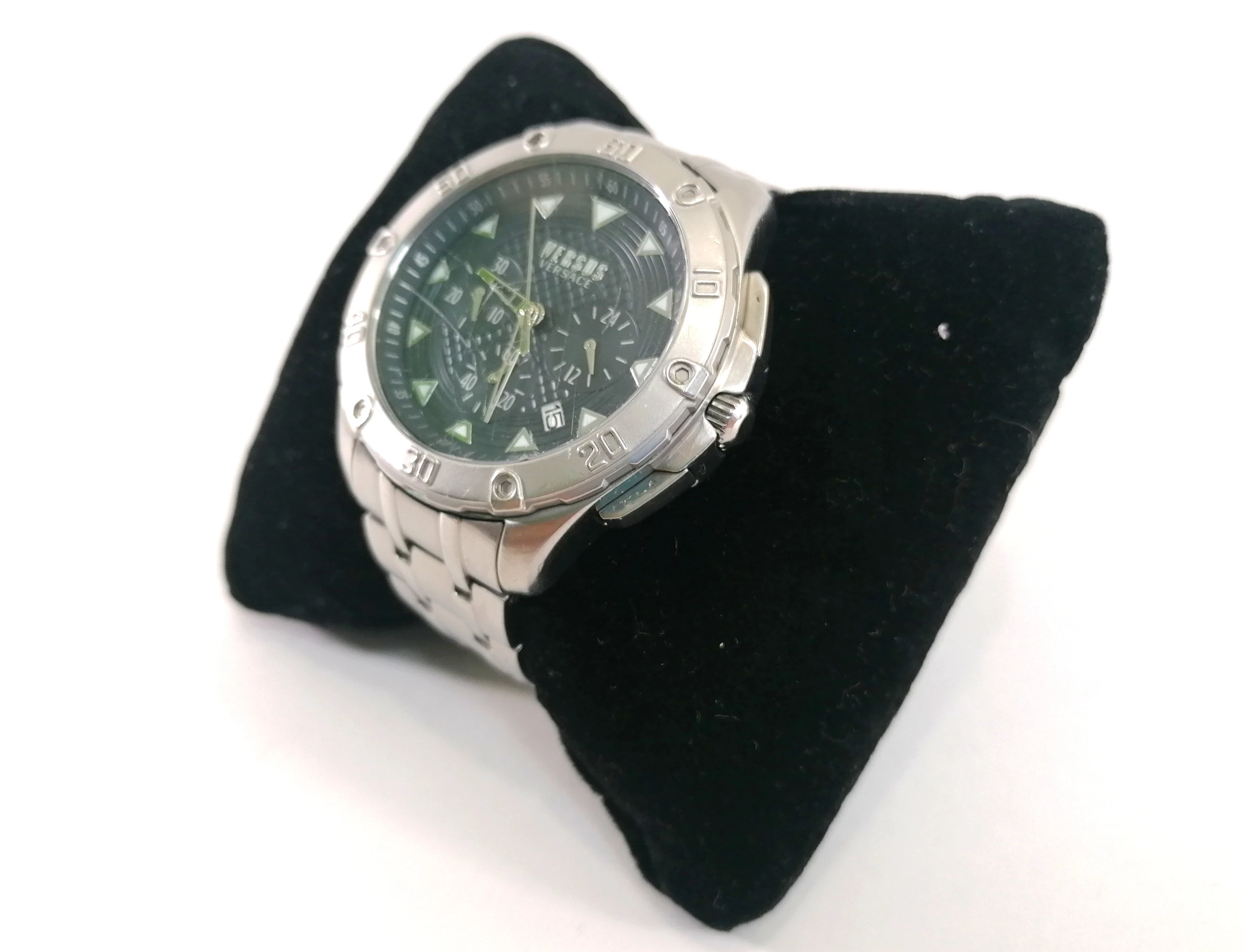 zegarek-versus-versace-vsp060618-rysy-na-szkle-stan-uzywany