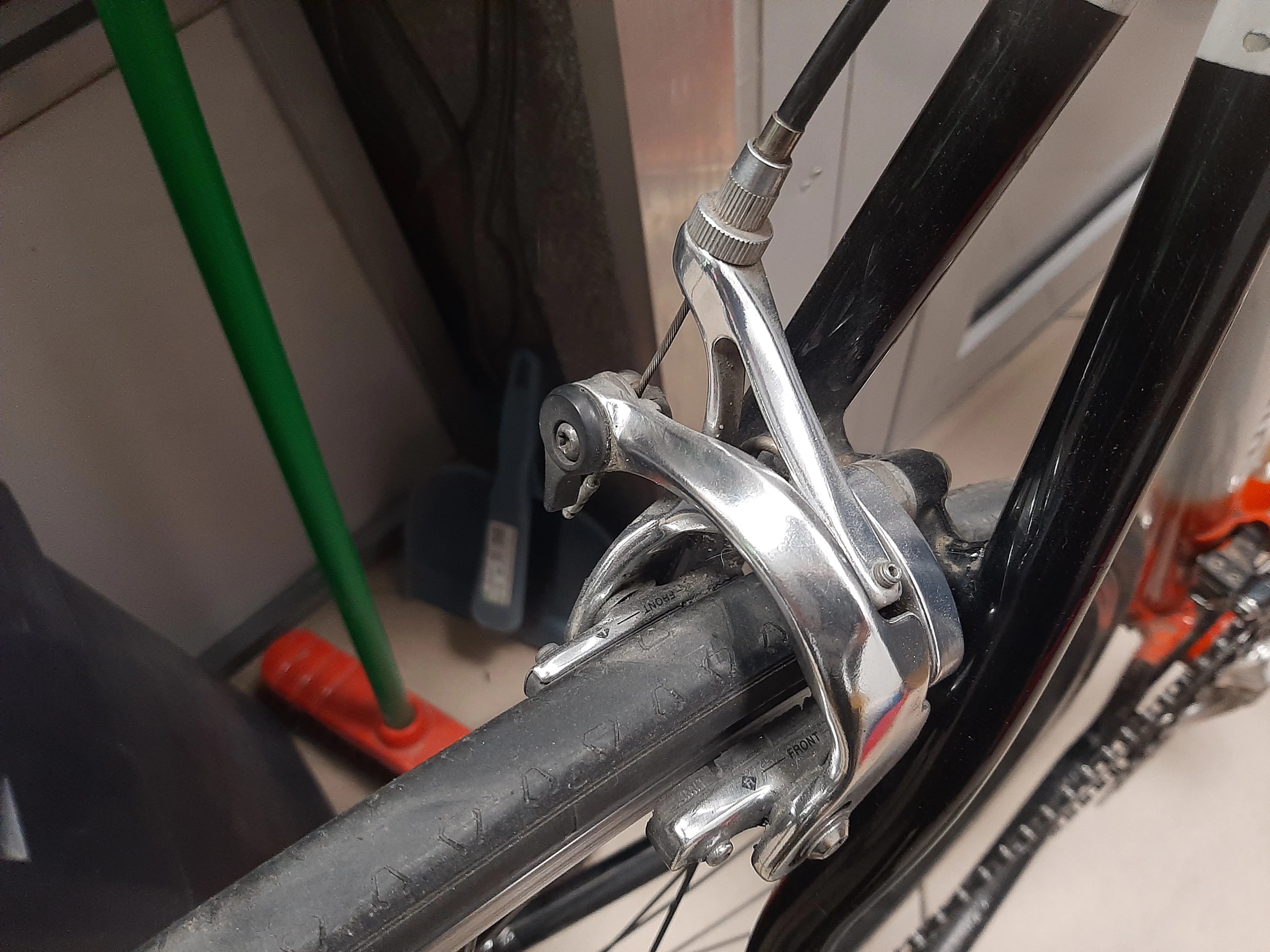 rower-szosowy-carrera-herkules-rc-rozmiar-kola-28