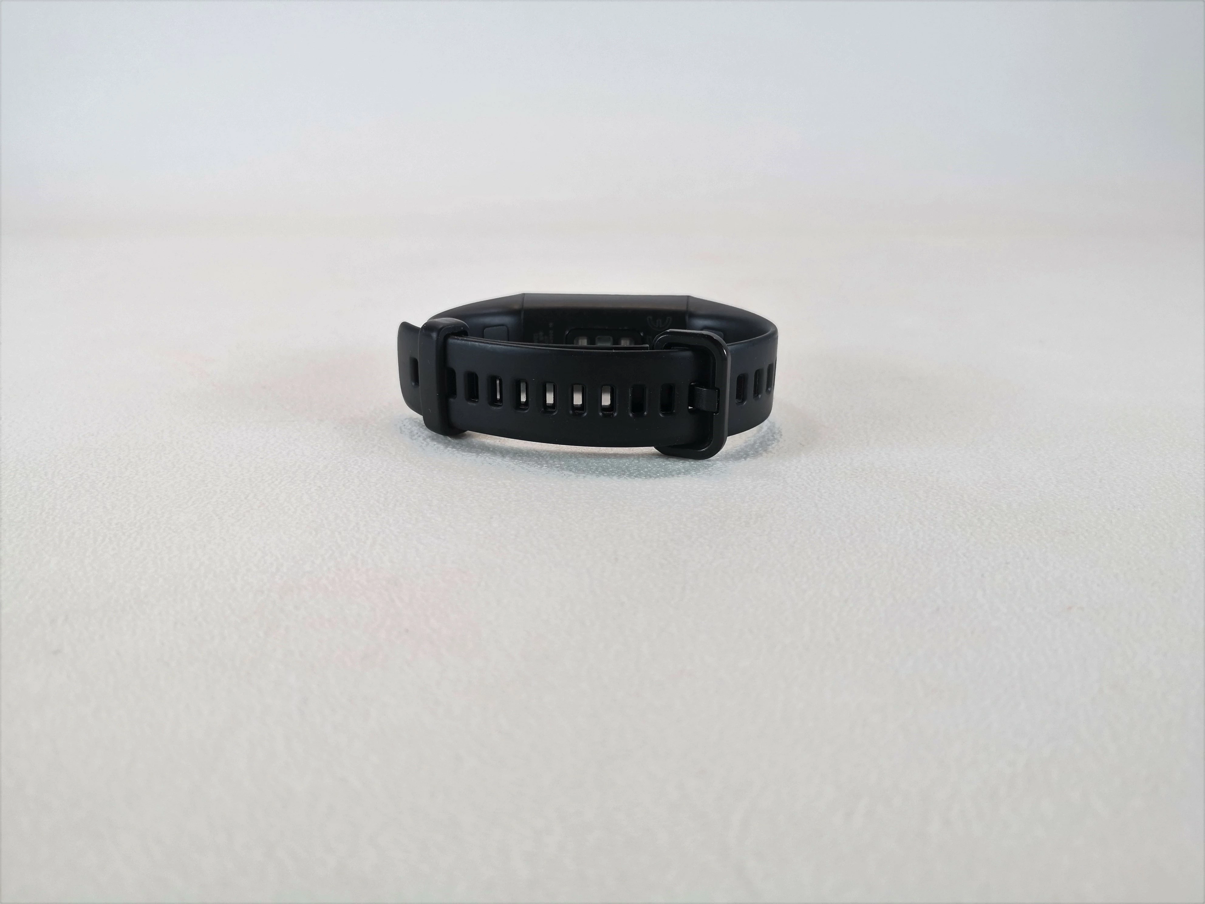 smartband-huawei-band-4-model-ads-b29-zlacza-usb-typ-a