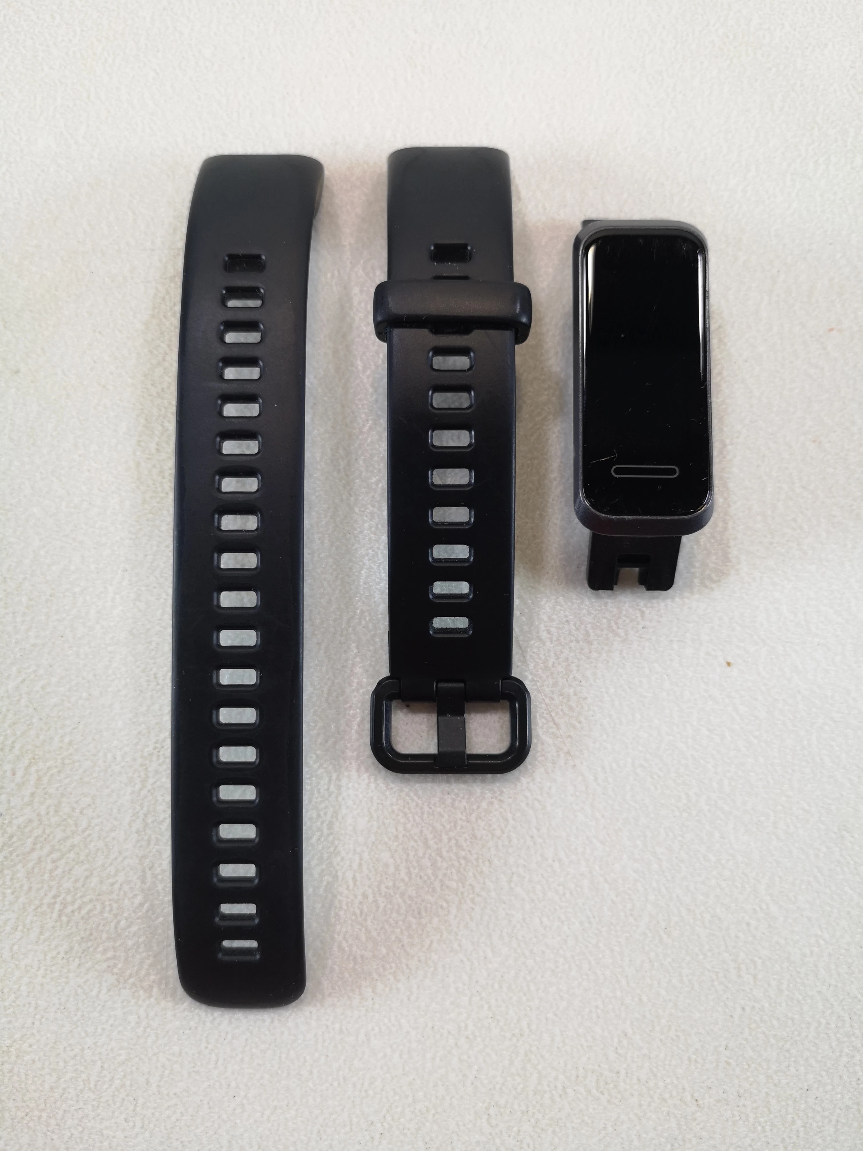 smartband-huawei-band-4-model-ads-b29-wodoszczelnosc-tak