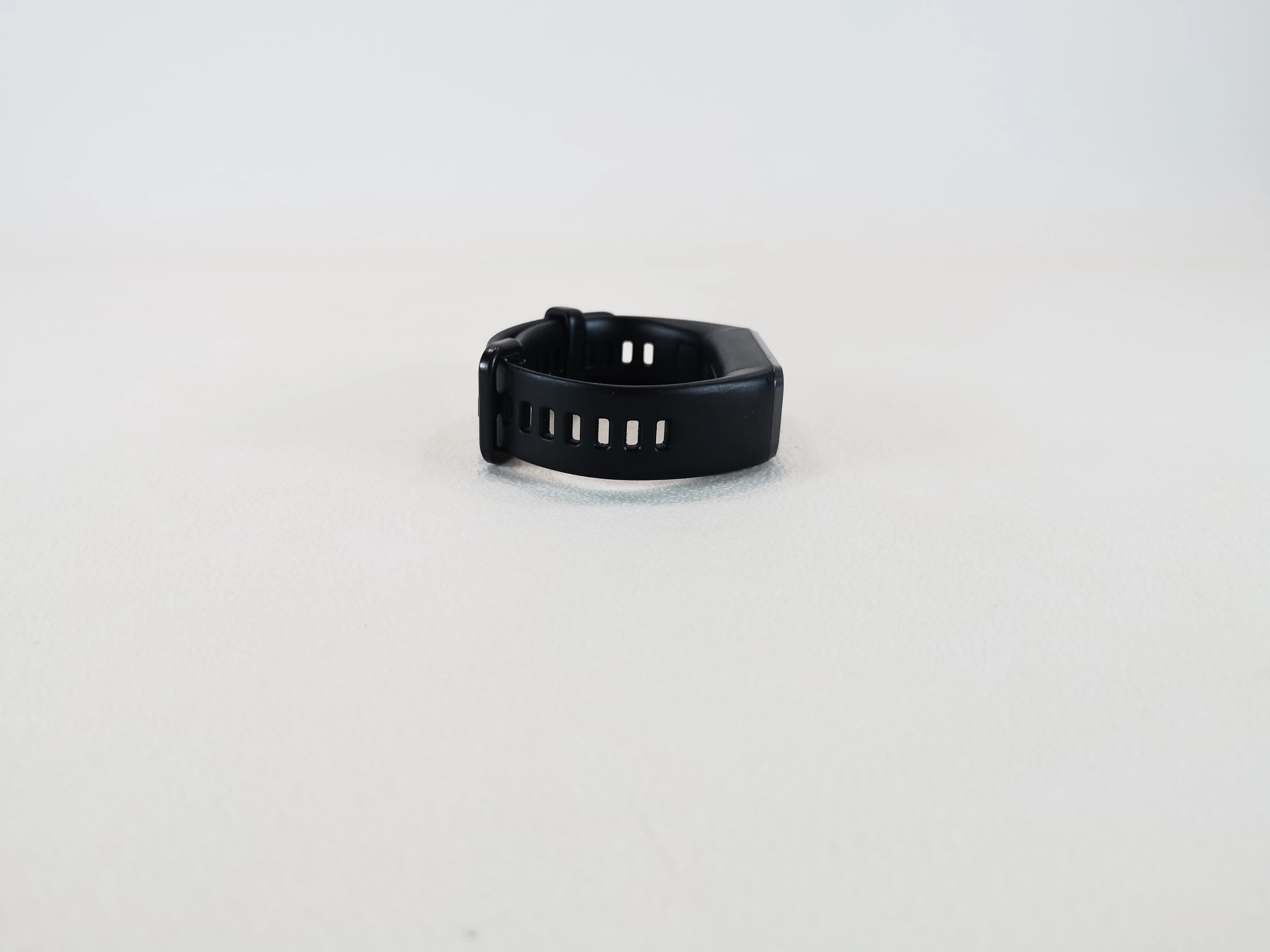 smartband-huawei-band-4-model-ads-b29-komunikacja-bluetooth