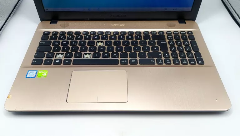 laptop-asus-sonic-master-i5-1tb16-gb-ram-win-10-stan-uzywany