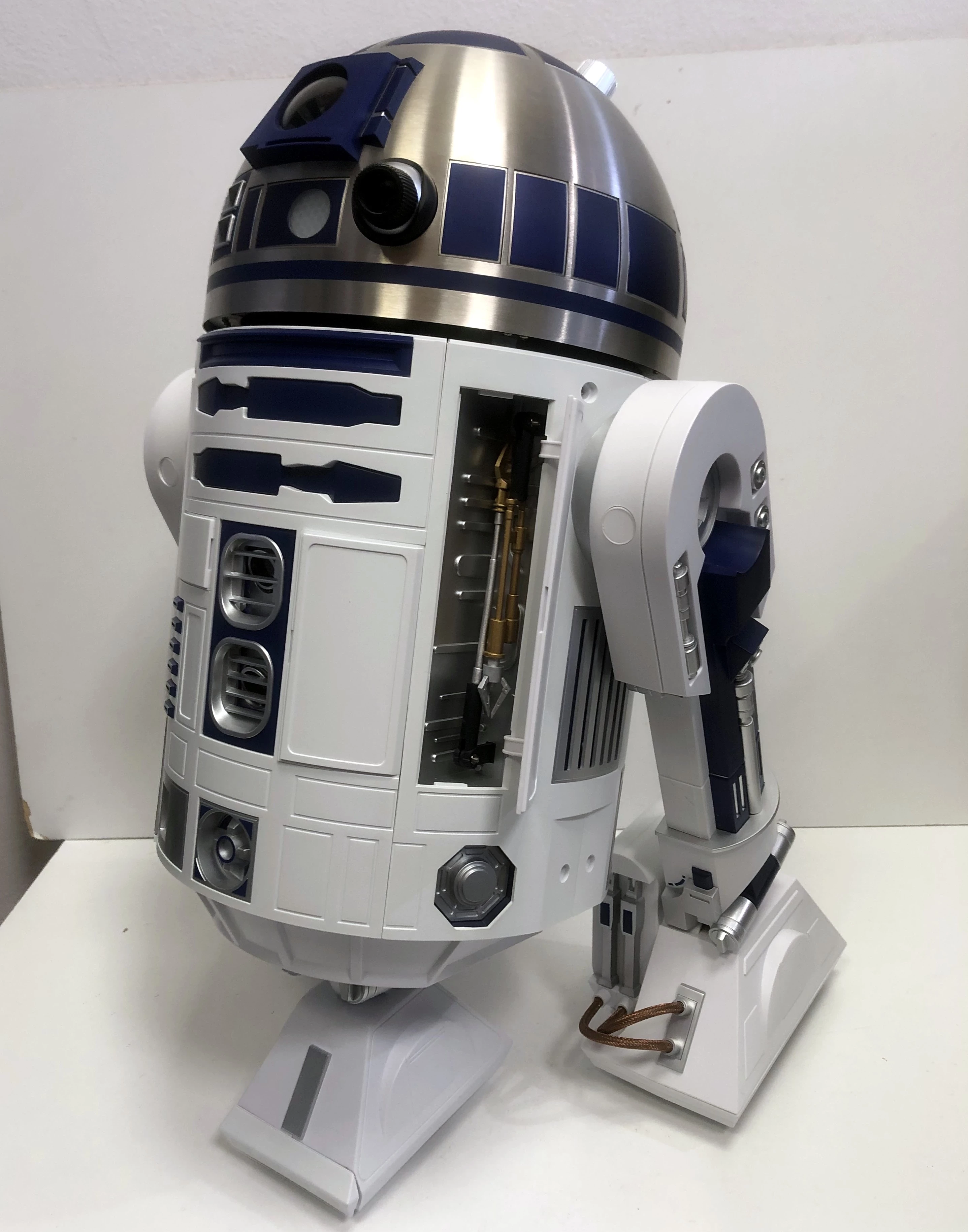 r2-d2-deagostini-robot-zdalnie-sterowany-z-aku-product-id