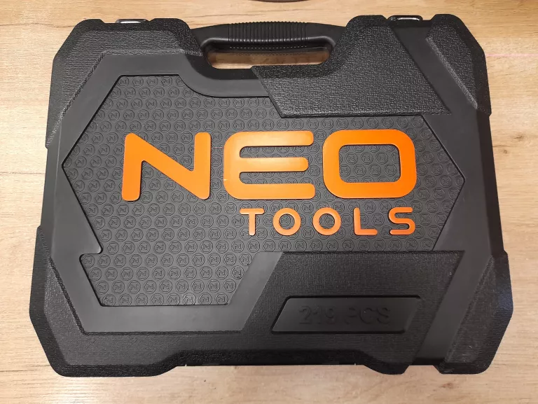 ZESTAW KLUCZE NASADOWE NEO TOOLS 08-671 219SZT