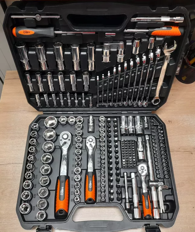 zestaw-klucze-nasadowe-neo-tools-08-671-219szt-rynek-2-sj-olawa