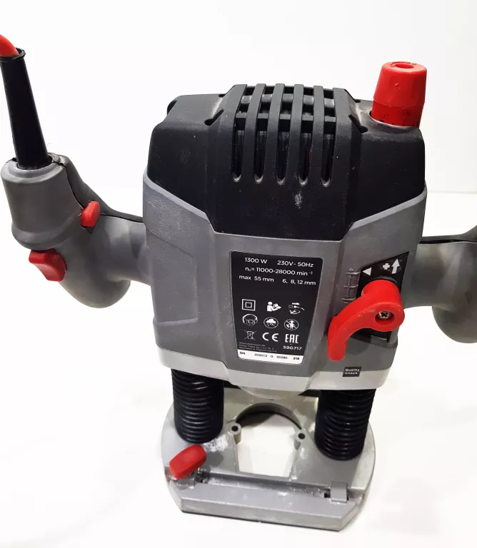 FREZARKA GÓRNOWRZECIONOWA GRAPHITE 59G717 1300 W