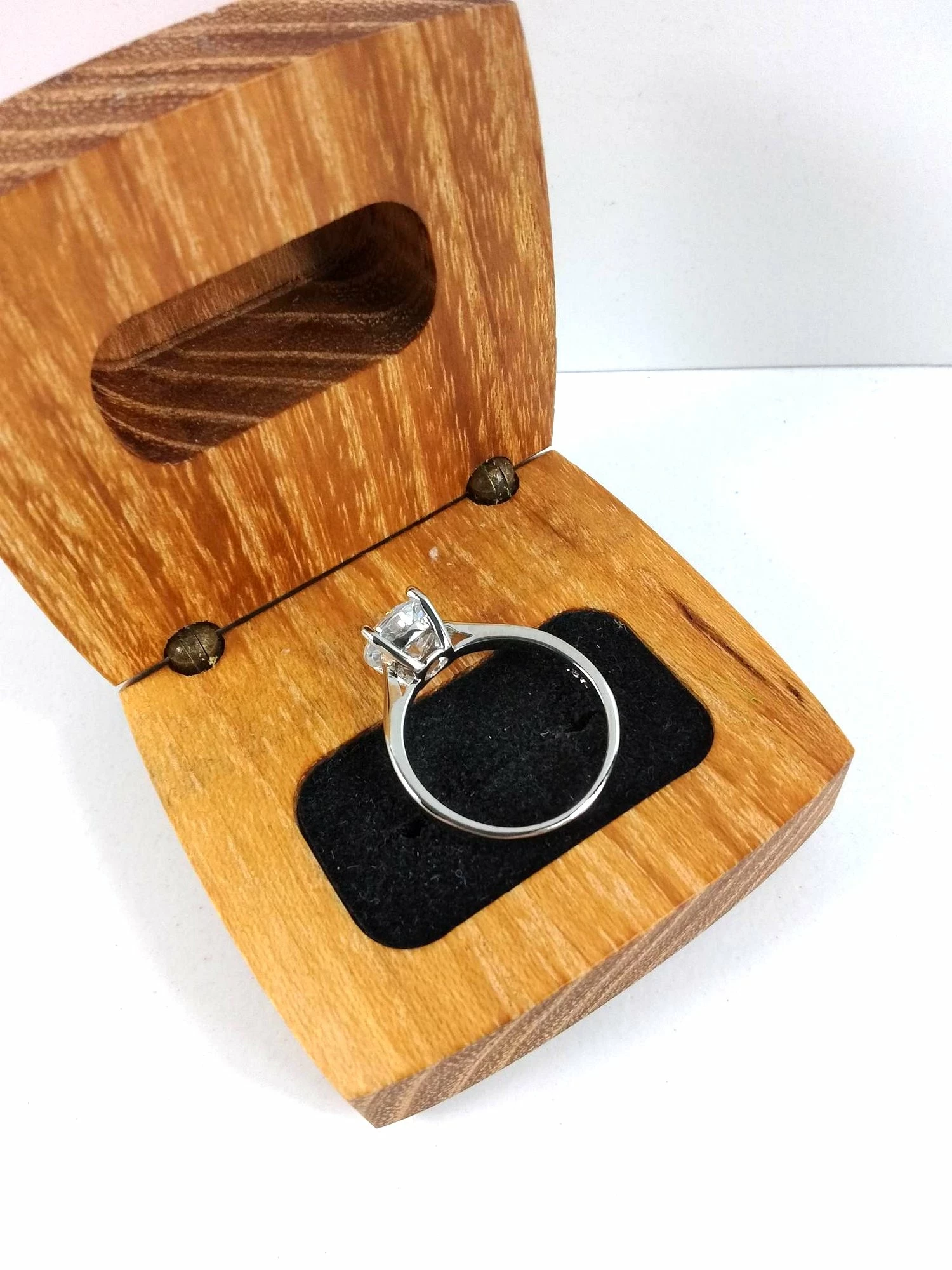 pierscionek-cyrkonia-sztuczny-marka-gold4you