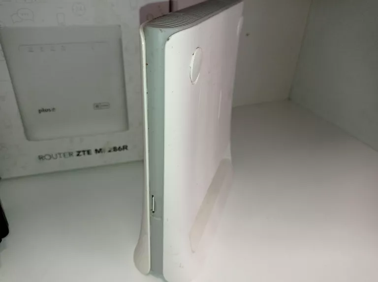 USZKODZONY ROUTER ZTE MF286R
