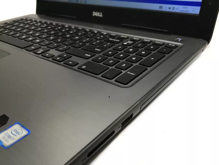 DELL INSPIRON 5767 I7/8GB/256GB/RADEON R7