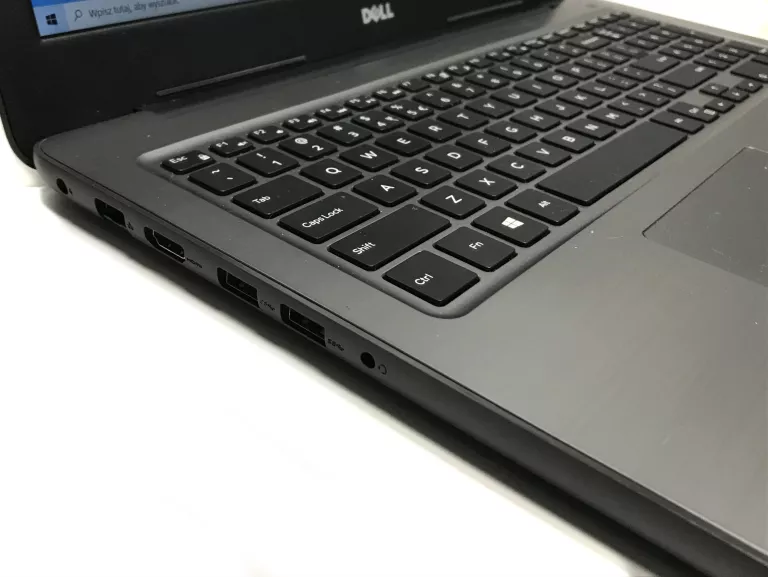 DELL INSPIRON 5767 I7/8GB/256GB/RADEON R7