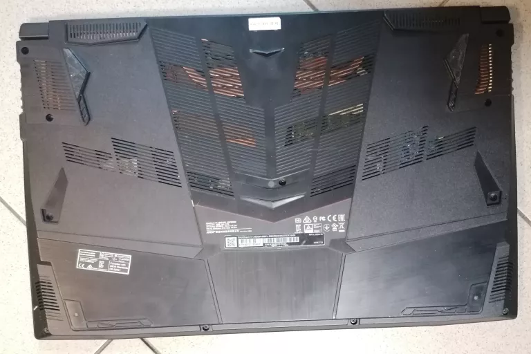 LAPTOP MSI BRAVO 17 A4DDR MS-17FK RYZEN5/512/8GB