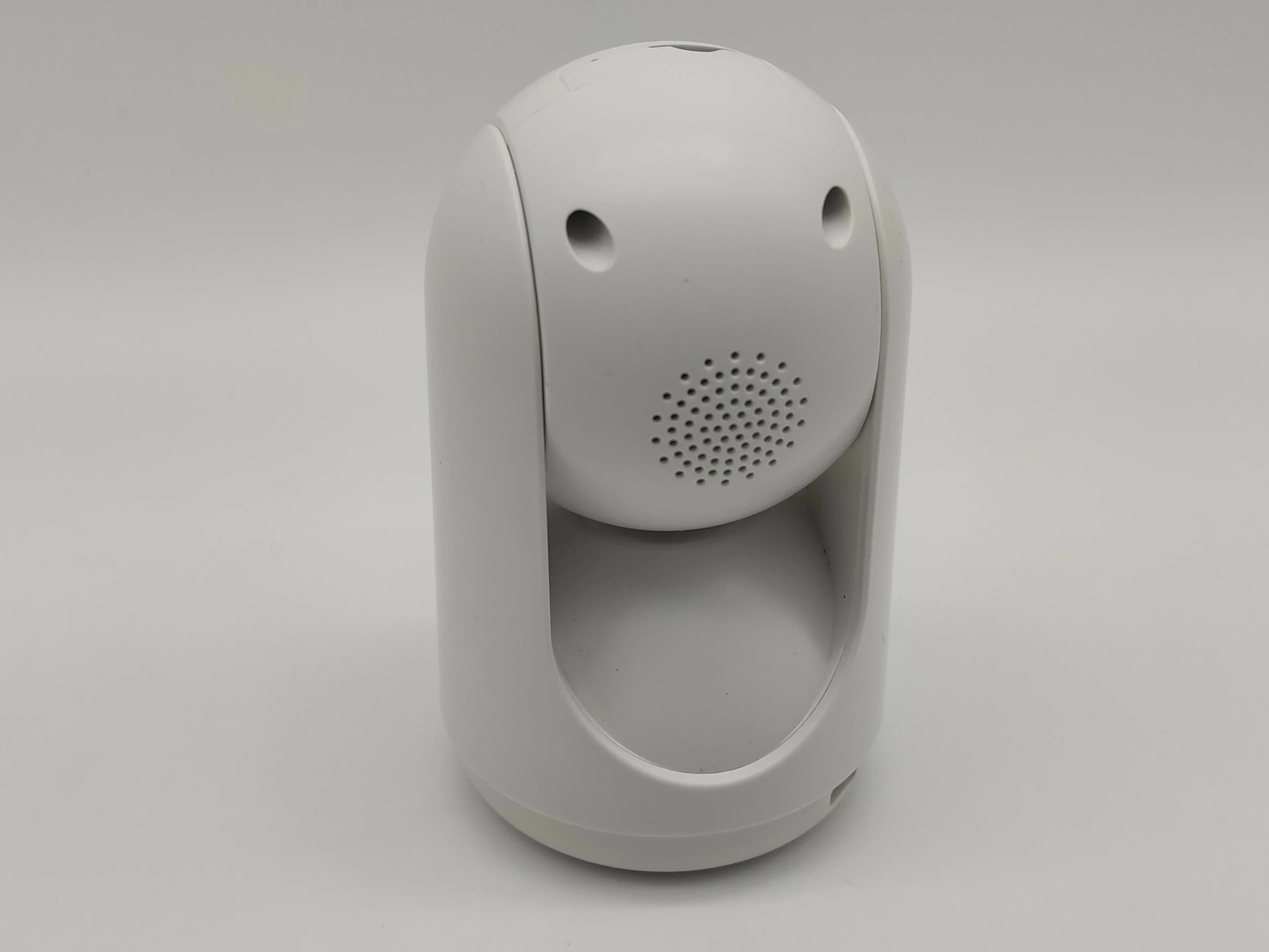 kamera-wewnetrzna-lsc-smart-ptz-si-e22701-lad-stan-uzywany