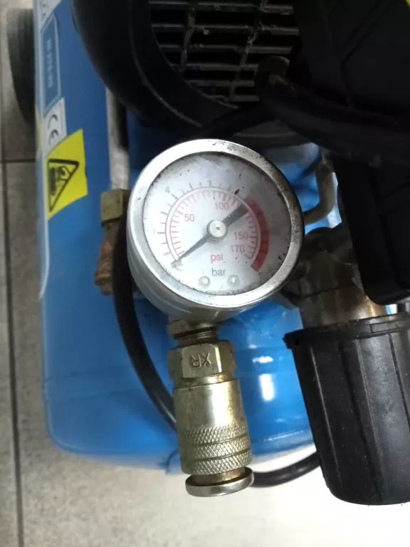 kompresor-tlokowy-specair-hl-275-25-pojemnosc-zbiornika-25