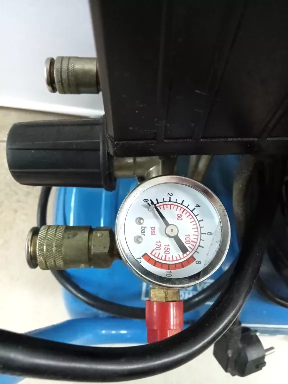 kompresor-tlokowy-specair-hl-275-25-moc-kw-15