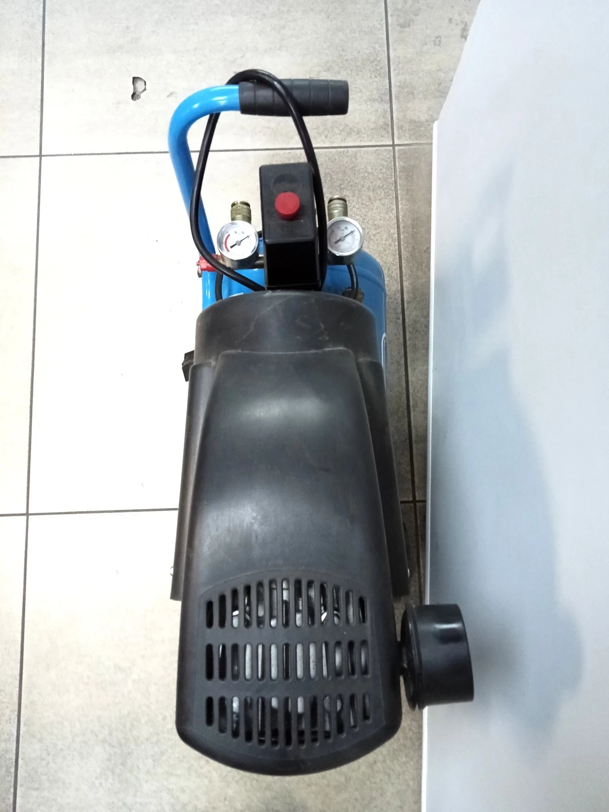 kompresor-tlokowy-specair-hl-275-25-typ-kompresor-olejowy