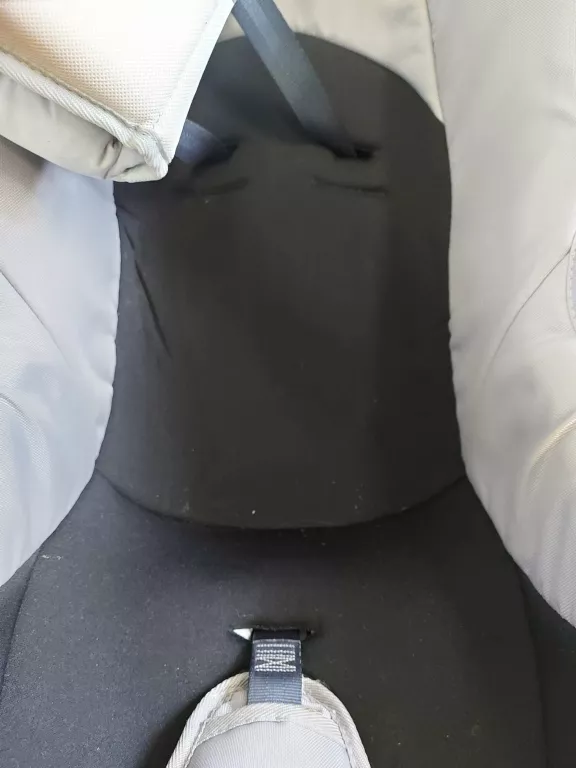 fotelik-samochodowy-xlande-xcar-mocowanie-fotelika-wzgledem-kierunku-jazdy-129390-2