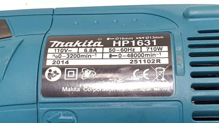 WIERTARKA MAKITA 1631 710W 230V PĘKNIETA OBUDOWA ISKRZY DZIAŁA