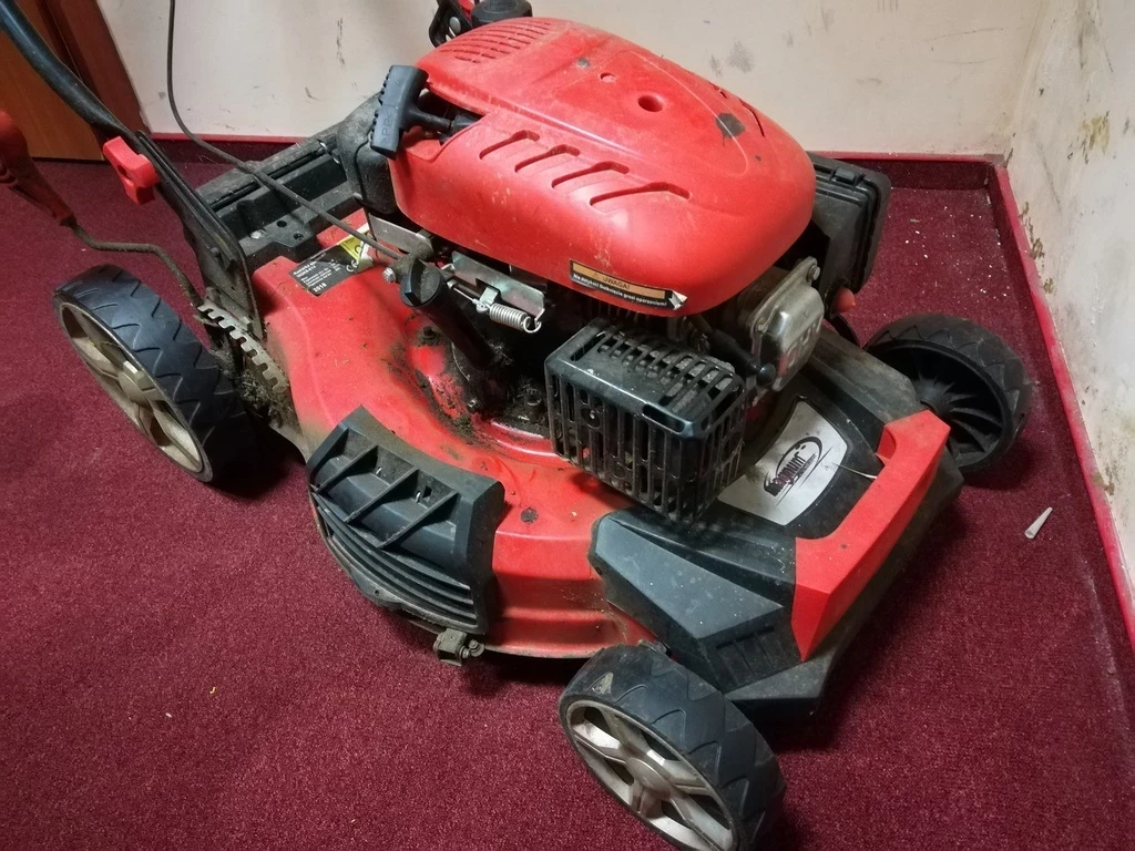 kosiarka-z-napedem-magnum-mgks-014-marka-129265-753688