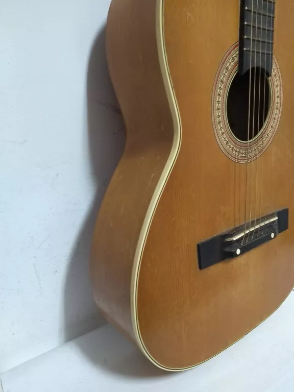 gitara-klasyczna-defil-stan-uzywany