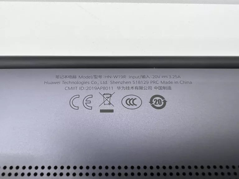 LAPTOP HUAWEI MATEBOOK 13 HNW19R RYZEN5/8GB/512GB