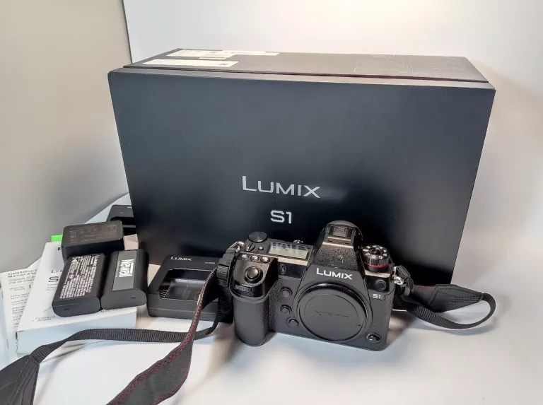 APARAT PANASONIC LUMIX DC-S1M NISKI PRZEBIEG !!