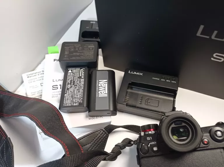 APARAT PANASONIC LUMIX DC-S1M NISKI PRZEBIEG !!