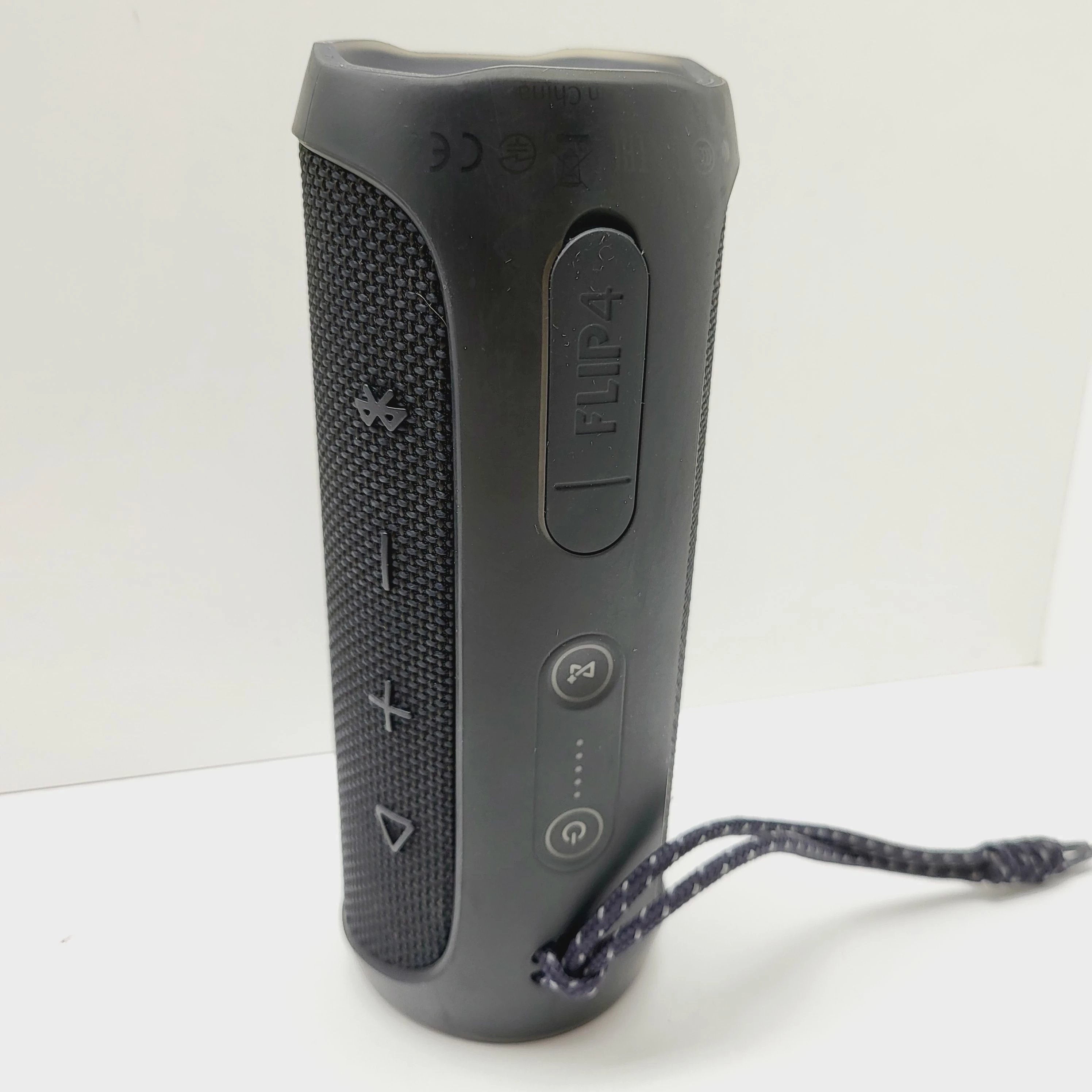 glosnik-jbl-flip-4-bluetooth-marka-jbl