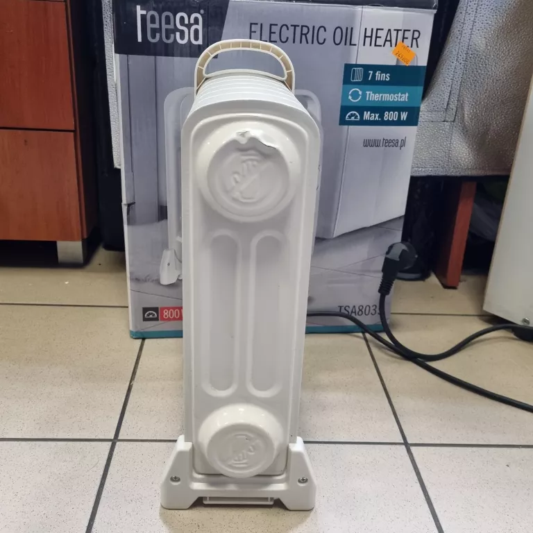 GRZEJNIK OLEJOWY TEESA TSA8035 800W