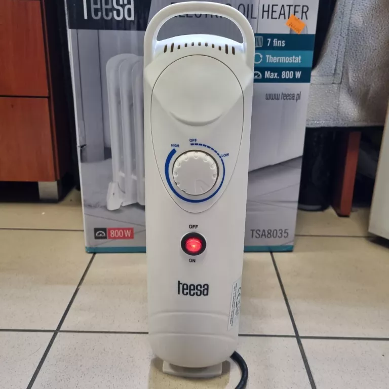 GRZEJNIK OLEJOWY TEESA TSA8035 800W