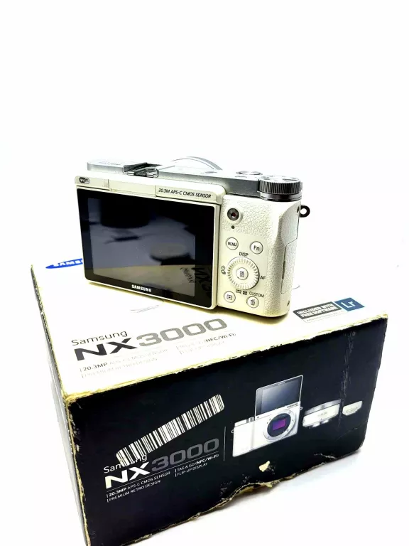 APARAT SAMSUNG NX3000 OBIEKTYW LAMPA
