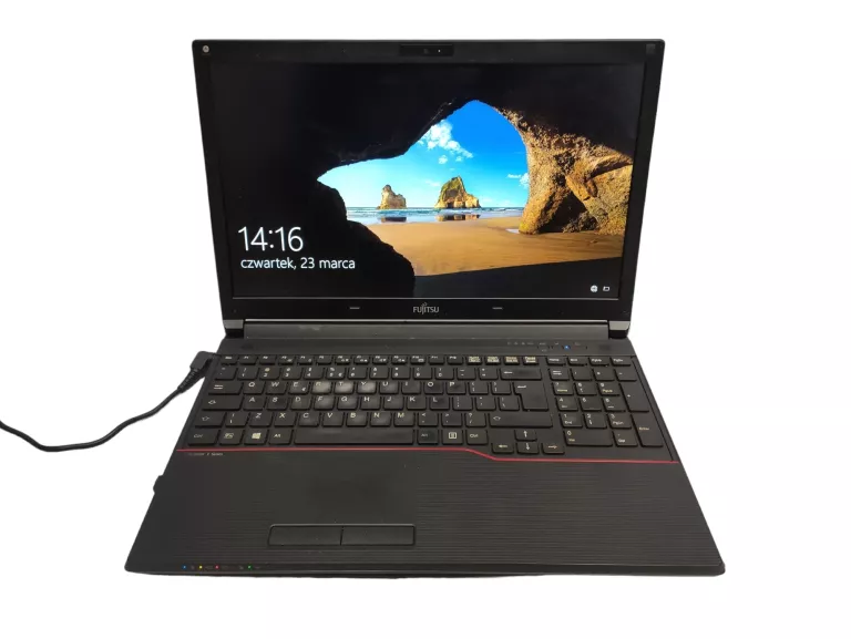 LAPTOP FUJITSU LIFEBOOK E556