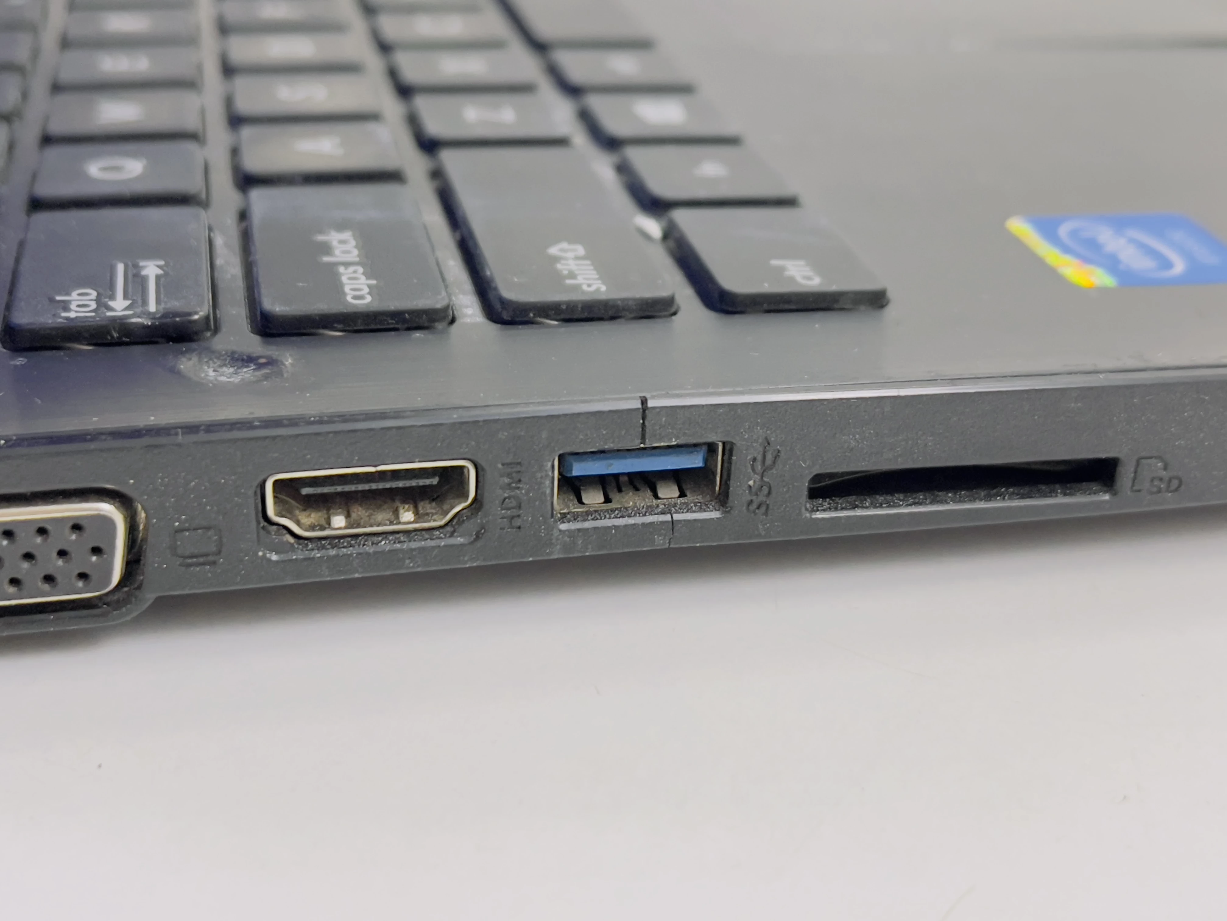 laptop-asus-x553m-lad-opis-wielkosc-pamieci-ram-8-gb