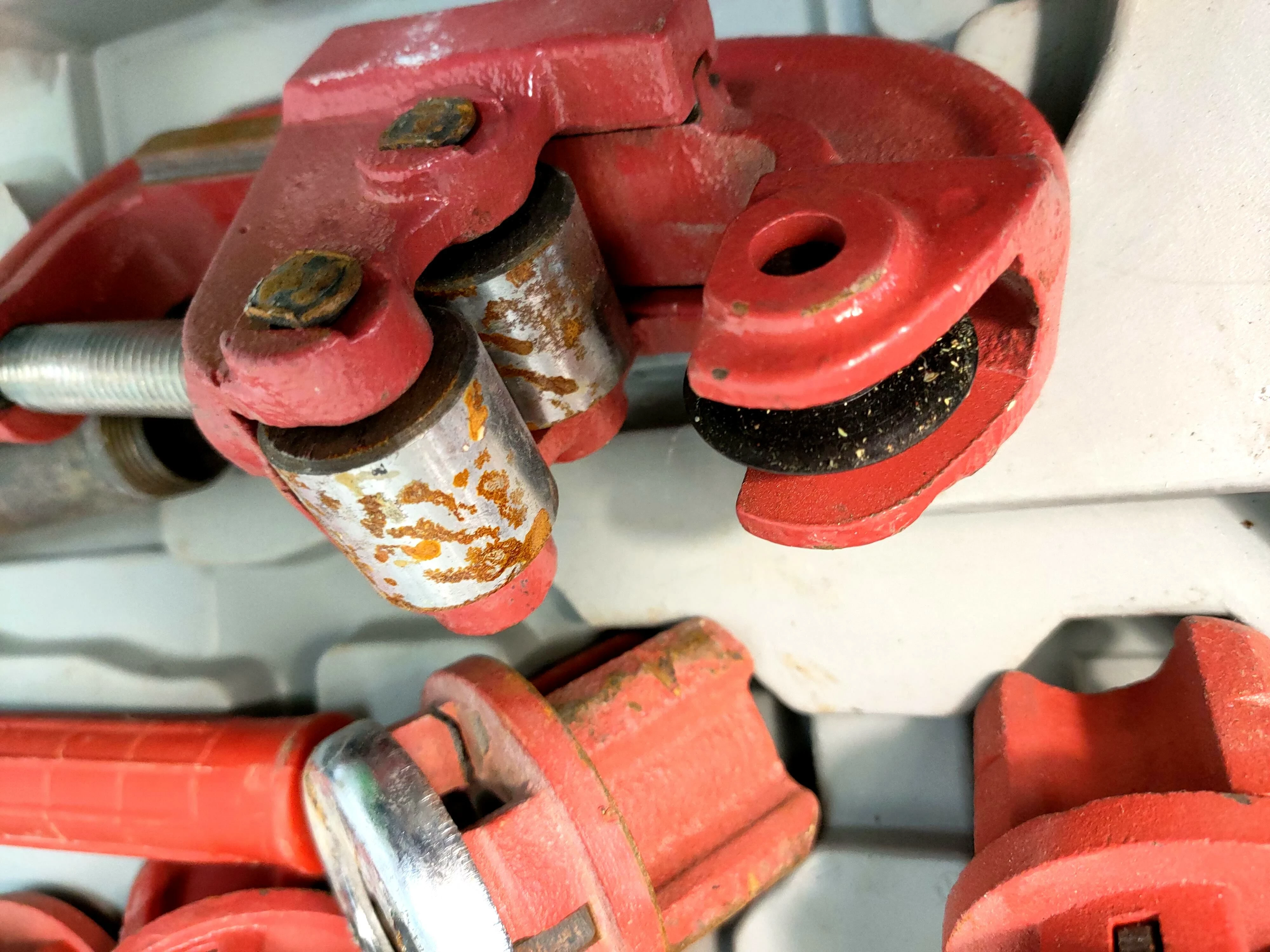 deget-gwintownica-do-rur-10-el-brakuje-2-x-klucz-rozmiary-glowic-inny