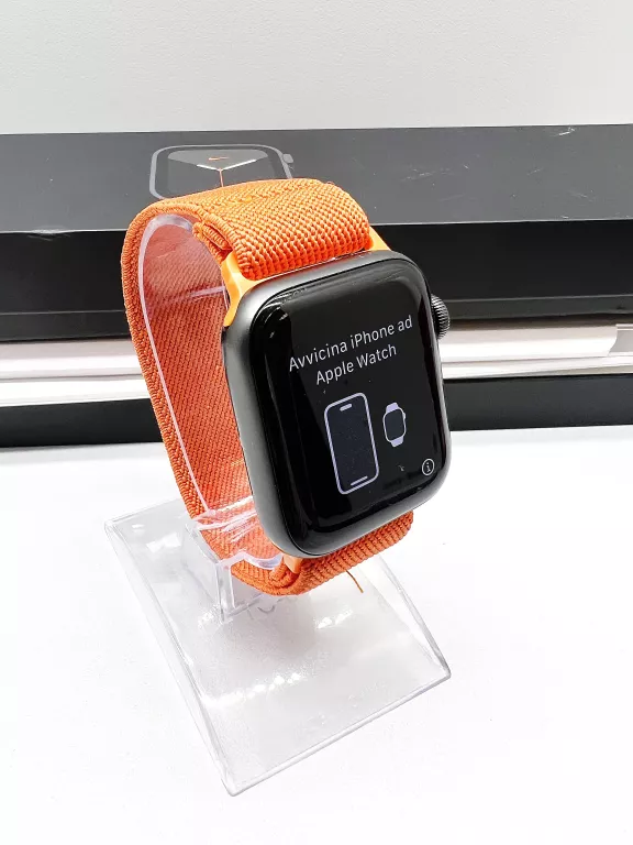 APPLE WATCH NIKE SE GPS + CELLULAR 40MM