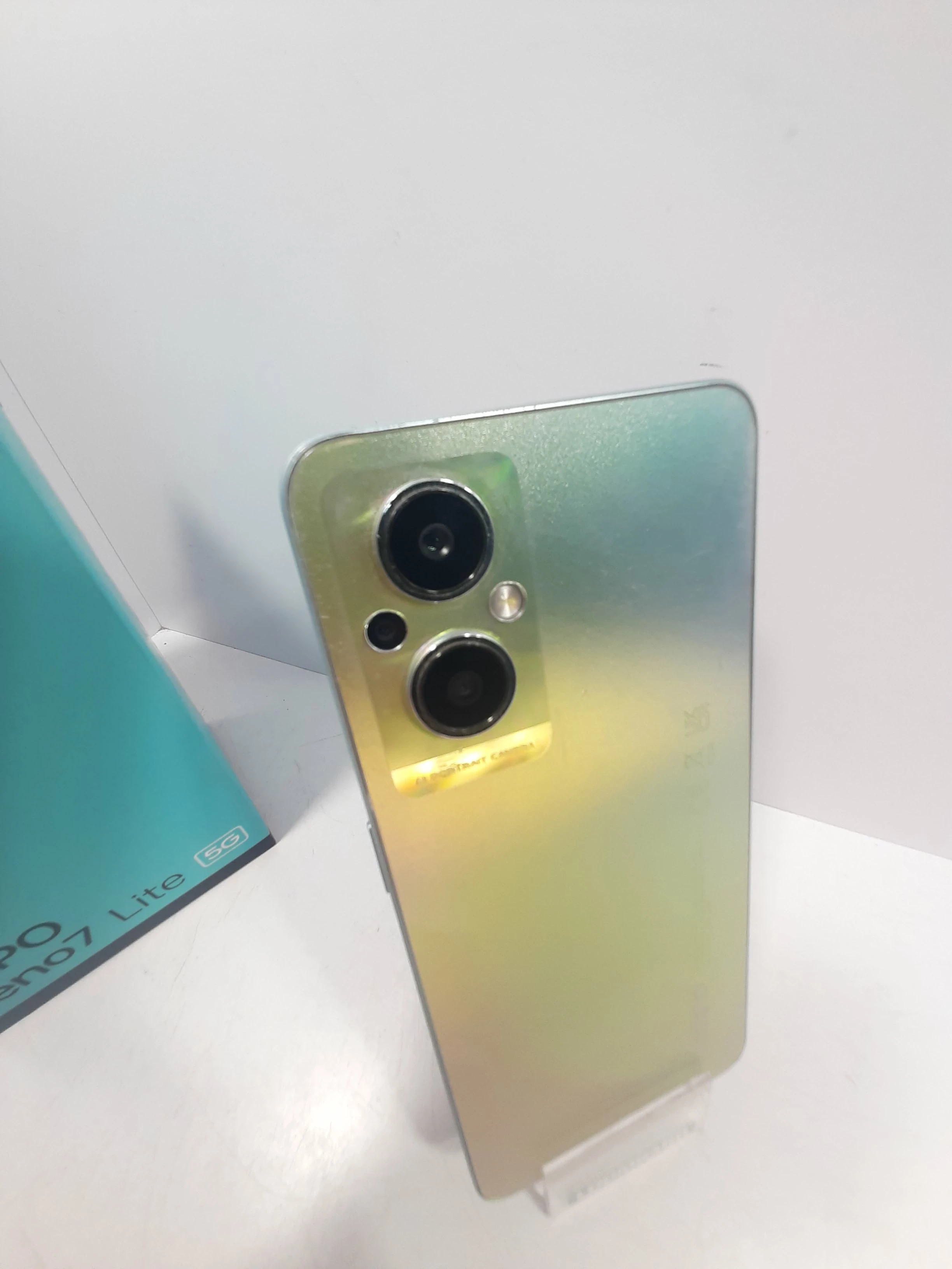 telefon-oppo-reno-7-lite-5g-przekatna-ekranu-643