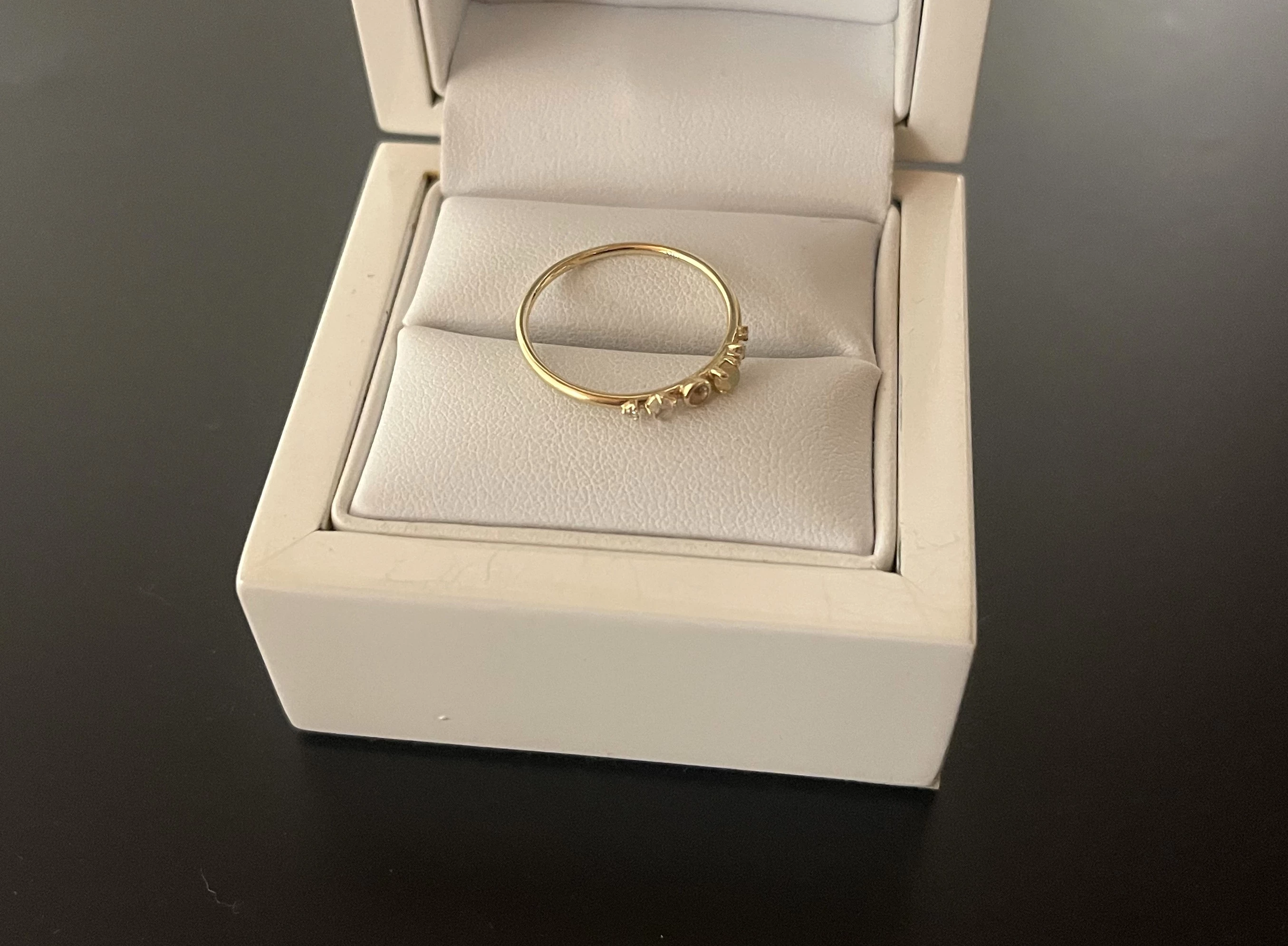 sliczny-pierscionek-yes-cassiopeia-585-112g-material-zloto