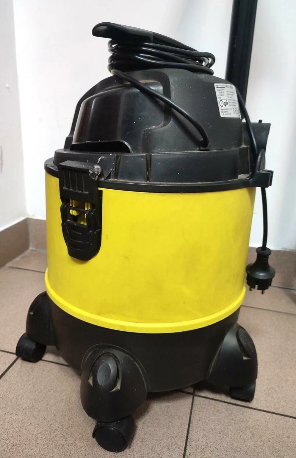 odkurzacz-parkside-pnts-1300-e4-at-opis-kod-producenta-pnts-1300-e4