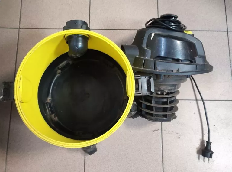 odkurzacz-parkside-pnts-1300-e4-at-opis-model-pnts-1300-e4