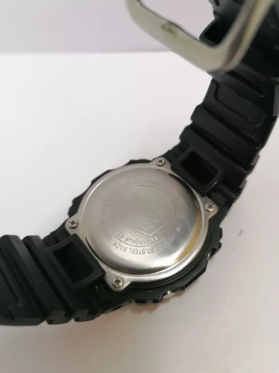 zegarek-casio-g-shock-3229-funkcje-podswietlenie