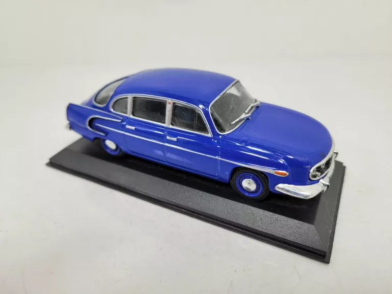TATRA 603 KULTOWE AUTA PRL 1:43 ZŁOTA KOLEKCJA