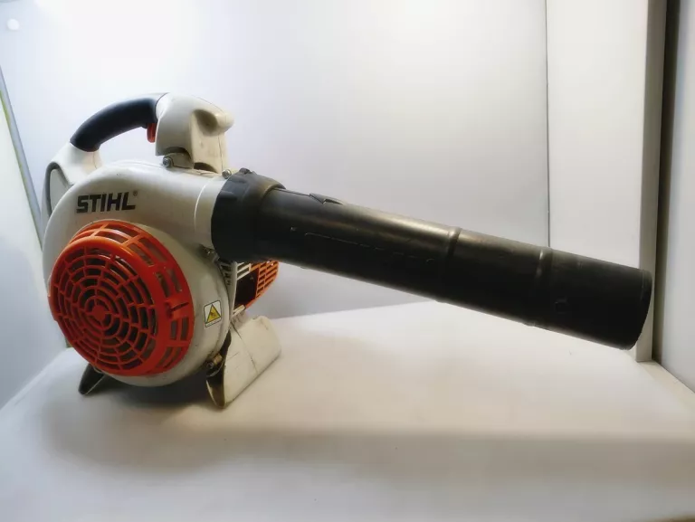 dmuchawa-spalinowa-stihl-bg86-c-wydajnosc-810