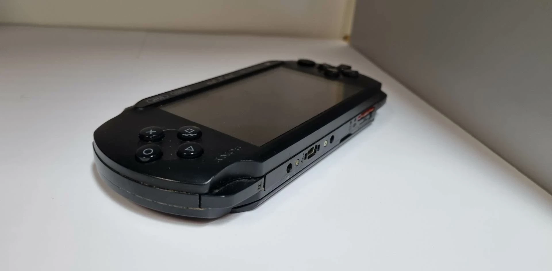 konsola-psp-etui-ladowarka-gra-pudelko-kilinskiego-22-siedlce