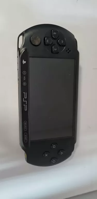 konsola-psp-etui-ladowarka-gra-pudelko-stan-uzywany